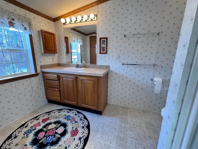 $94,000 | 16 Eric Place, Claremont, NH 03743