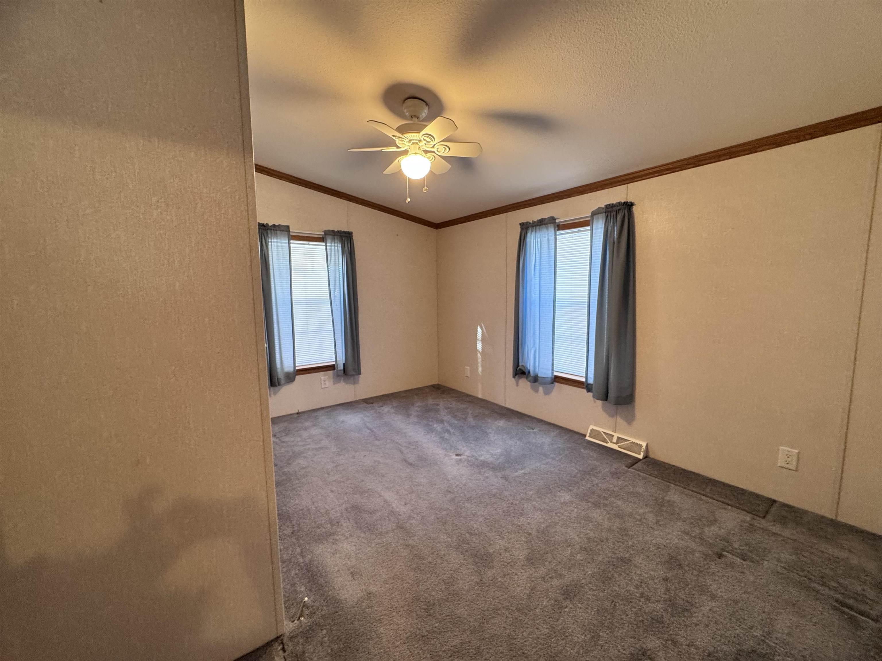 16 Eric Place Claremont, NH 03743 - Photo 19 of 26