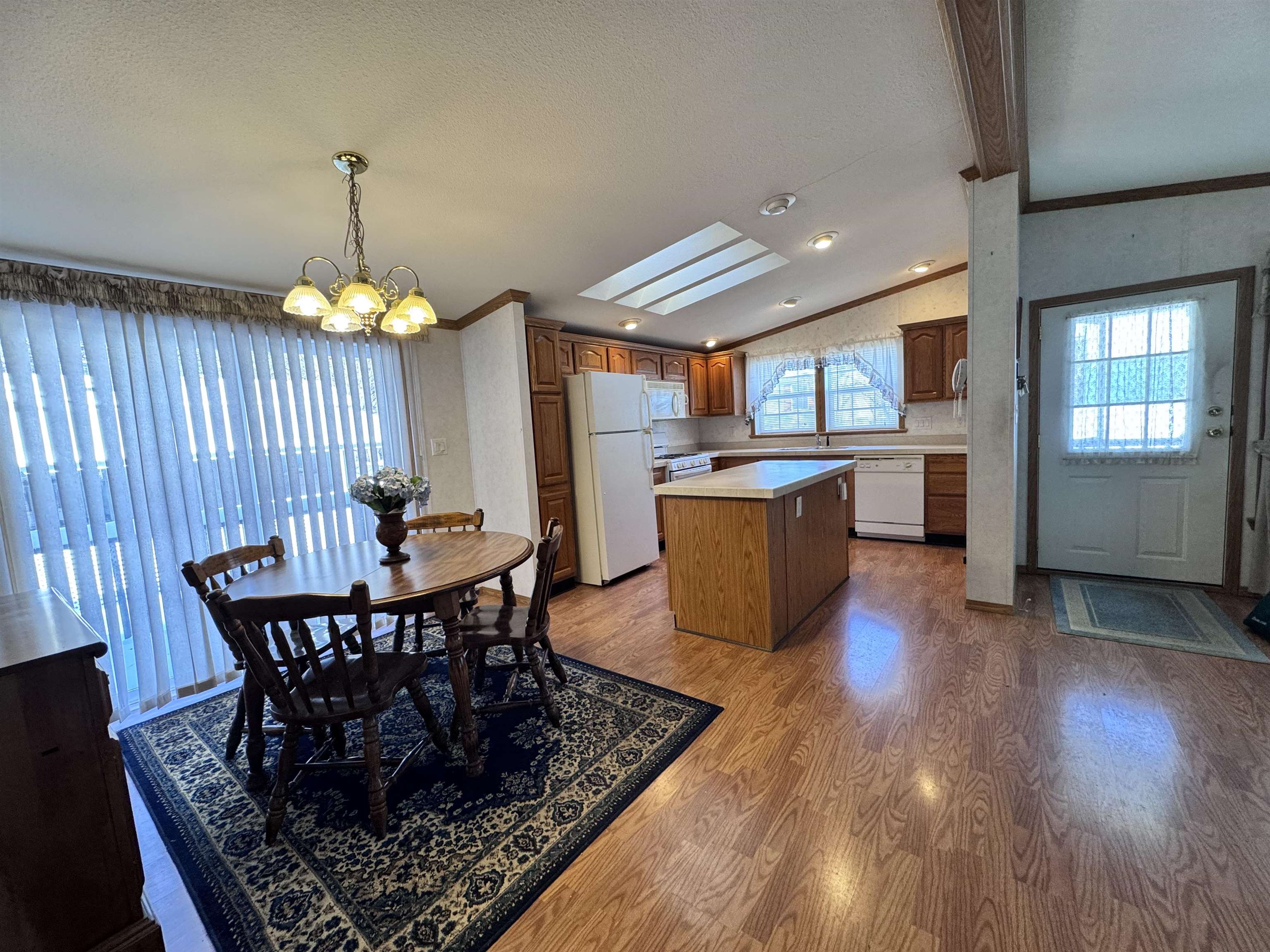 16 Eric Place Claremont, NH 03743 - Photo 7 of 26