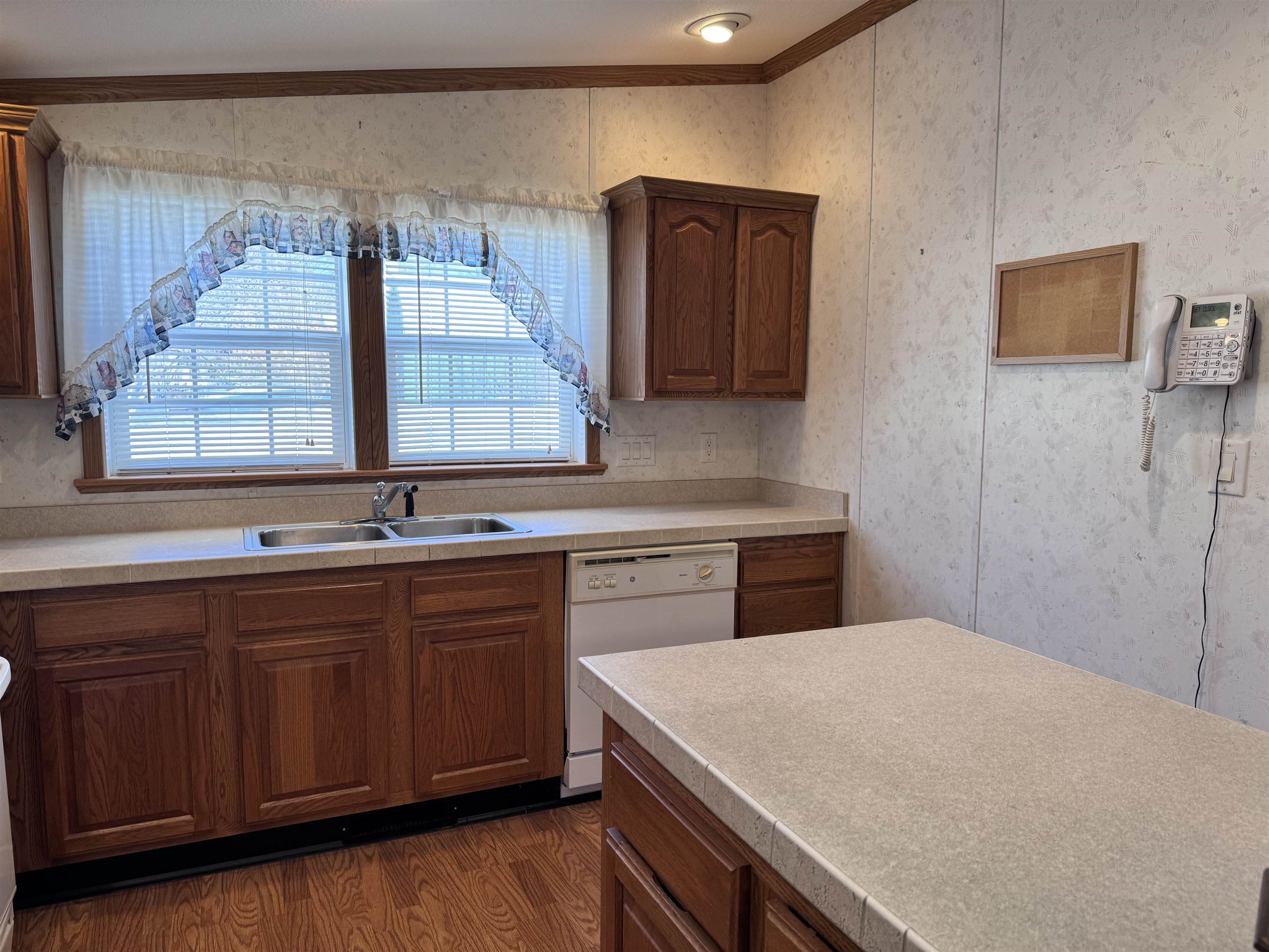 16 Eric Place Claremont, NH 03743 - Photo 10 of 26