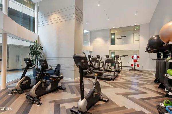$630,000 | 400 South Broadway, Unit 911, Los Angeles, CA 90013