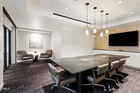 $670,000 | 400 South Broadway, Unit 911, Los Angeles, CA 90013