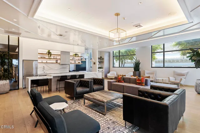 $670,000 | 400 South Broadway, Unit 911, Los Angeles, CA 90013