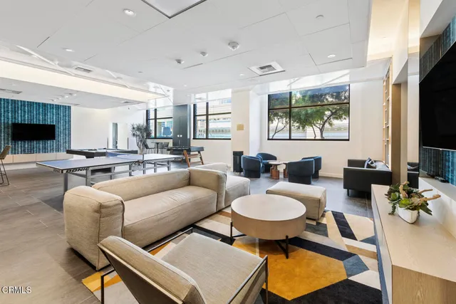 $670,000 | 400 South Broadway, Unit 911, Los Angeles, CA 90013