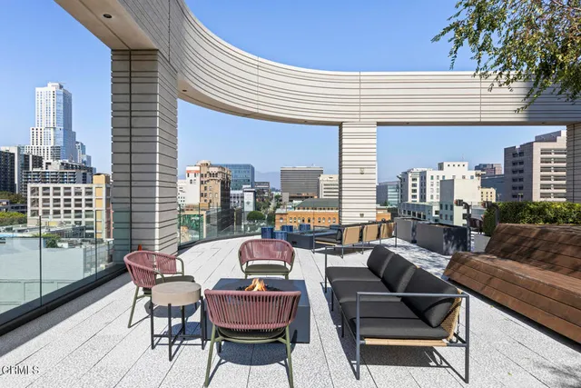 $670,000 | 400 South Broadway, Unit 911, Los Angeles, CA 90013