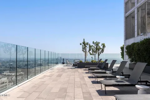 $670,000 | 400 South Broadway, Unit 911, Los Angeles, CA 90013