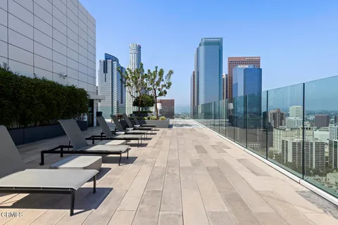 $670,000 | 400 South Broadway, Unit 911, Los Angeles, CA 90013