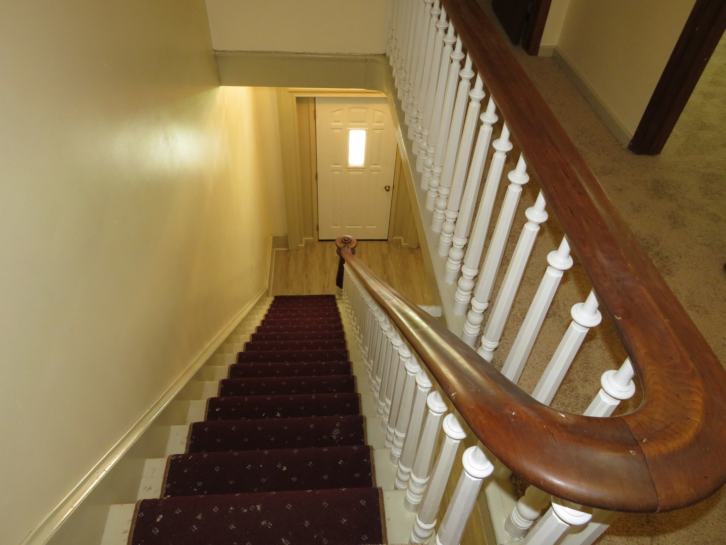 304 East Main Street, Unit A Ottawa, IL 61350 - Photo 13 of 22 a view of entryway