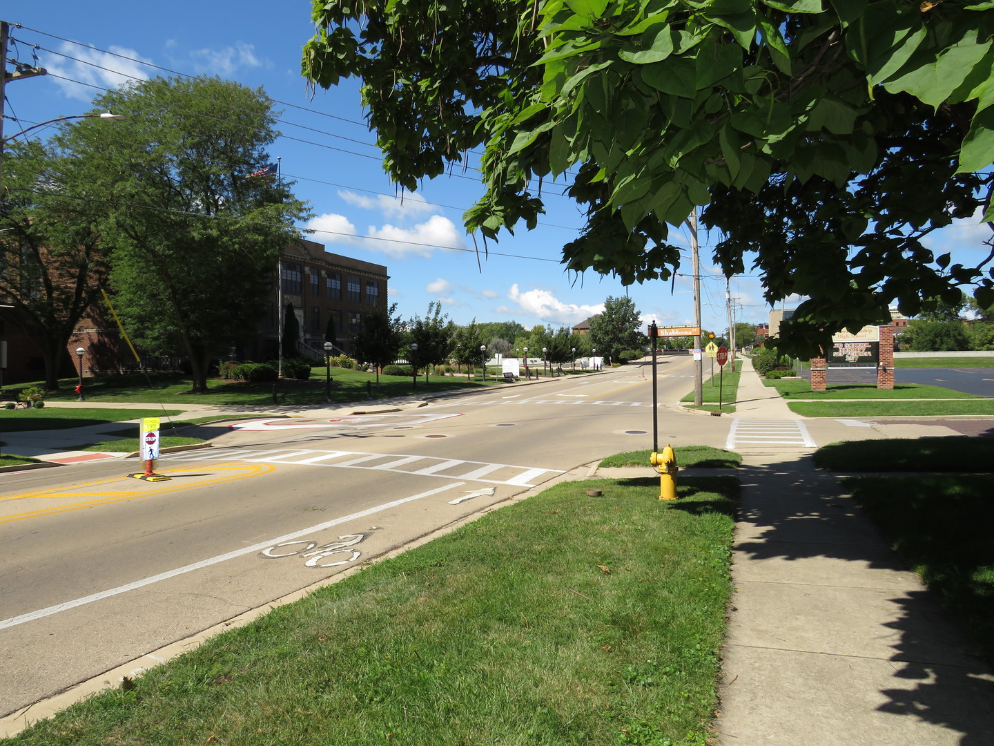304 East Main Street, Unit A Ottawa, IL 61350 - Photo 17 of 22 a view of a park
