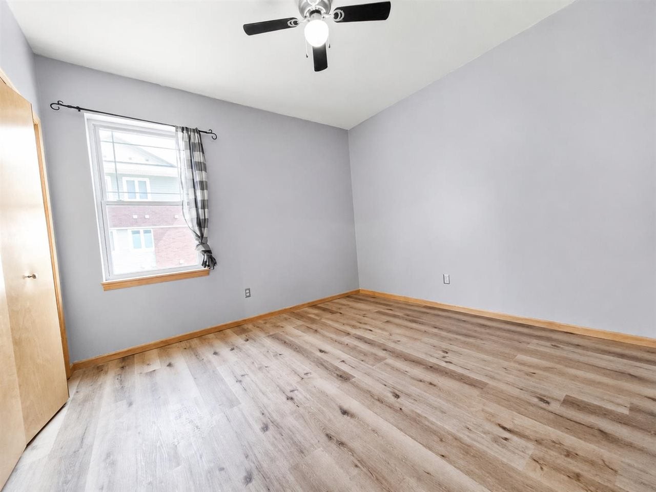 1092 Walnut Avenue, Unit 216 Riverside, IA 52327 - Photo 10 of 14 Gallery Image 10