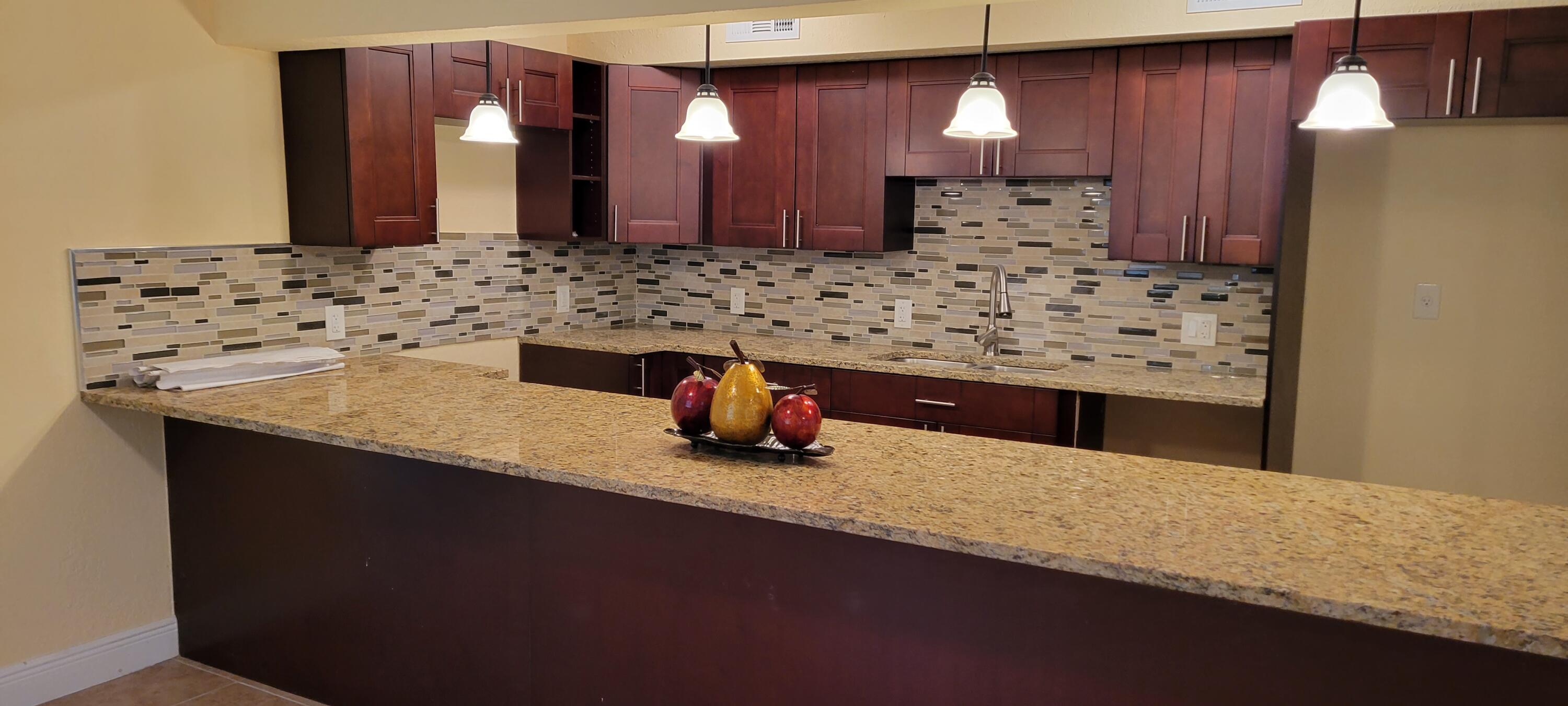 5023 Club Road Haverhill, FL 33415 - Photo 5 of 18 kitchen