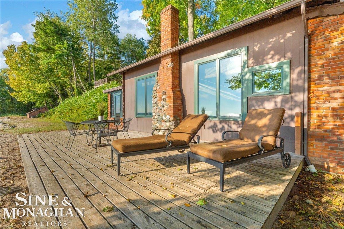 4951 North Lakeshore Road Lexington, MI 48450 - Photo 11 of 98 50189205-f0060abc-88e0-4cc6-a2a4-2778cf530407.JPG