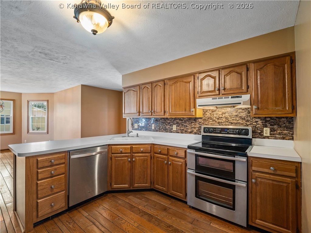 6 Hampton Road Winfield, WV 25213 - Photo 2 of 25 Gallery Image 2