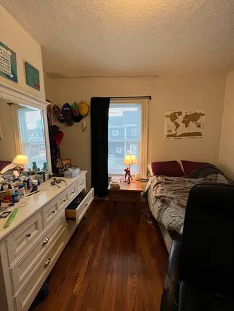 $3,995 | 59 Cedar Street, Unit 2L, Somerville, MA 02143