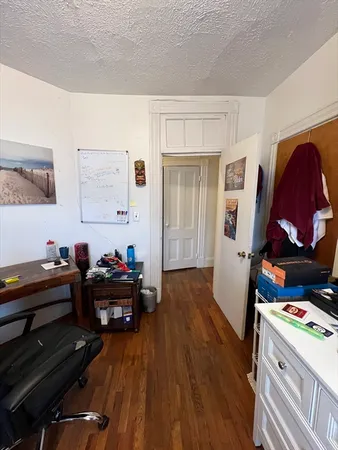 $3,995 | 59 Cedar Street, Unit 2L, Somerville, MA 02143