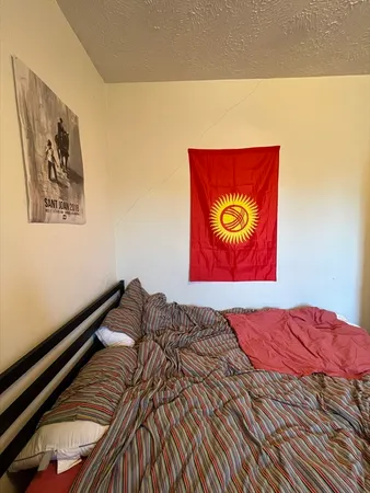 $3,995 | 59 Cedar Street, Unit 2L, Somerville, MA 02143