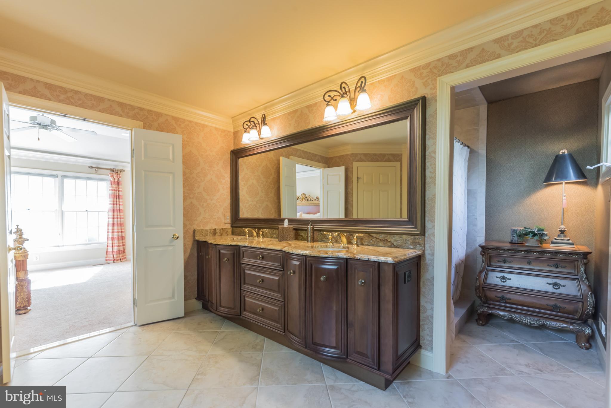 804 Dresher Way Wayne, PA 19087 - Photo 19 of 29 Gorgeous double vanity
