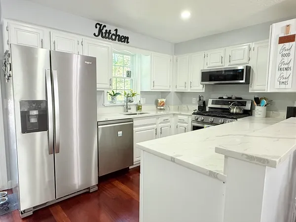 $484,900 | 523 Washington Street, Unit C6, Pembroke, MA 02359