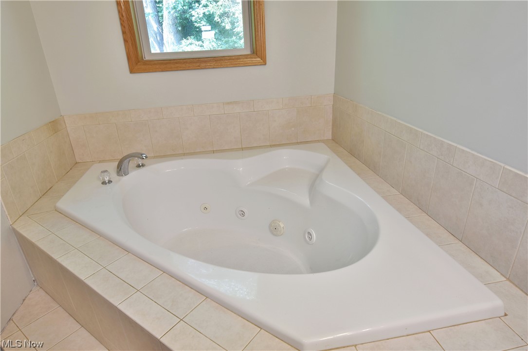 3265 Reeves Road Northeast Warren, OH 44483 - Photo 19 of 35 Gallery Image 19