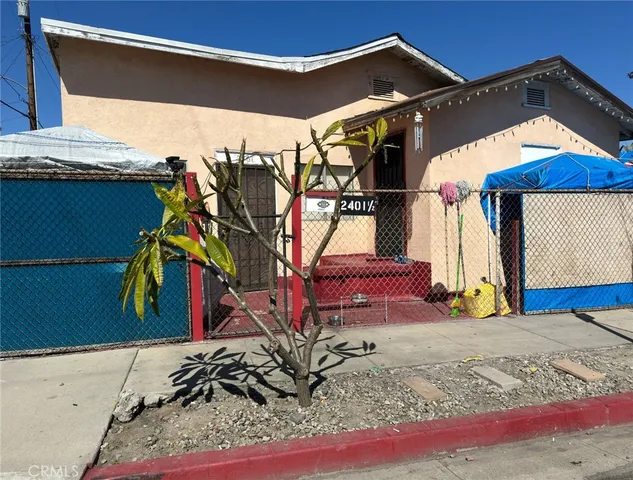 $599,000 | 2401 East Hatchway Street, Compton, CA 90222