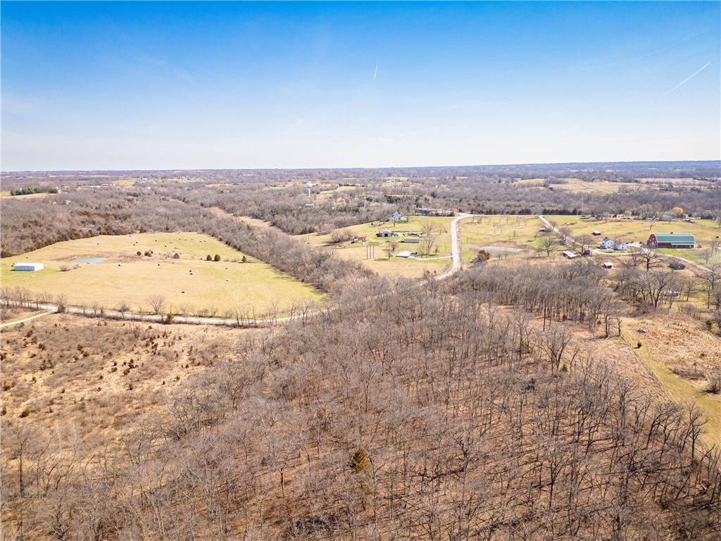 16018 Baxter Road Excelsior Springs, MO 64024 - Photo 7 of 17