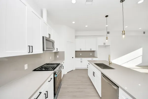 $2,250 | 9021 Spaulding Street, Houston, TX 77016