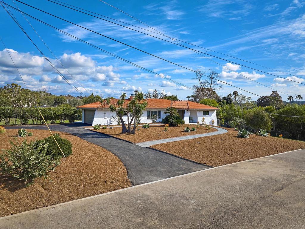 341 Cole Ranch Road Encinitas, CA 92024 - Photo 40 of 44 a outdoor view with a pathway