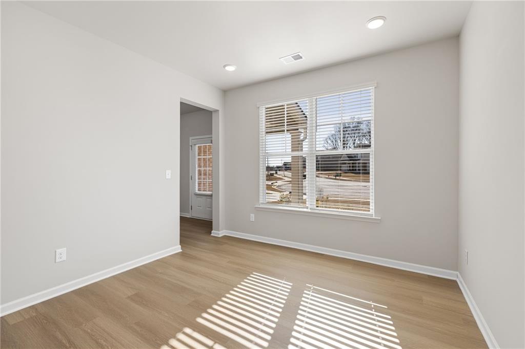 6060 Spring Way Lithonia, GA 30038 - Photo 3 of 15