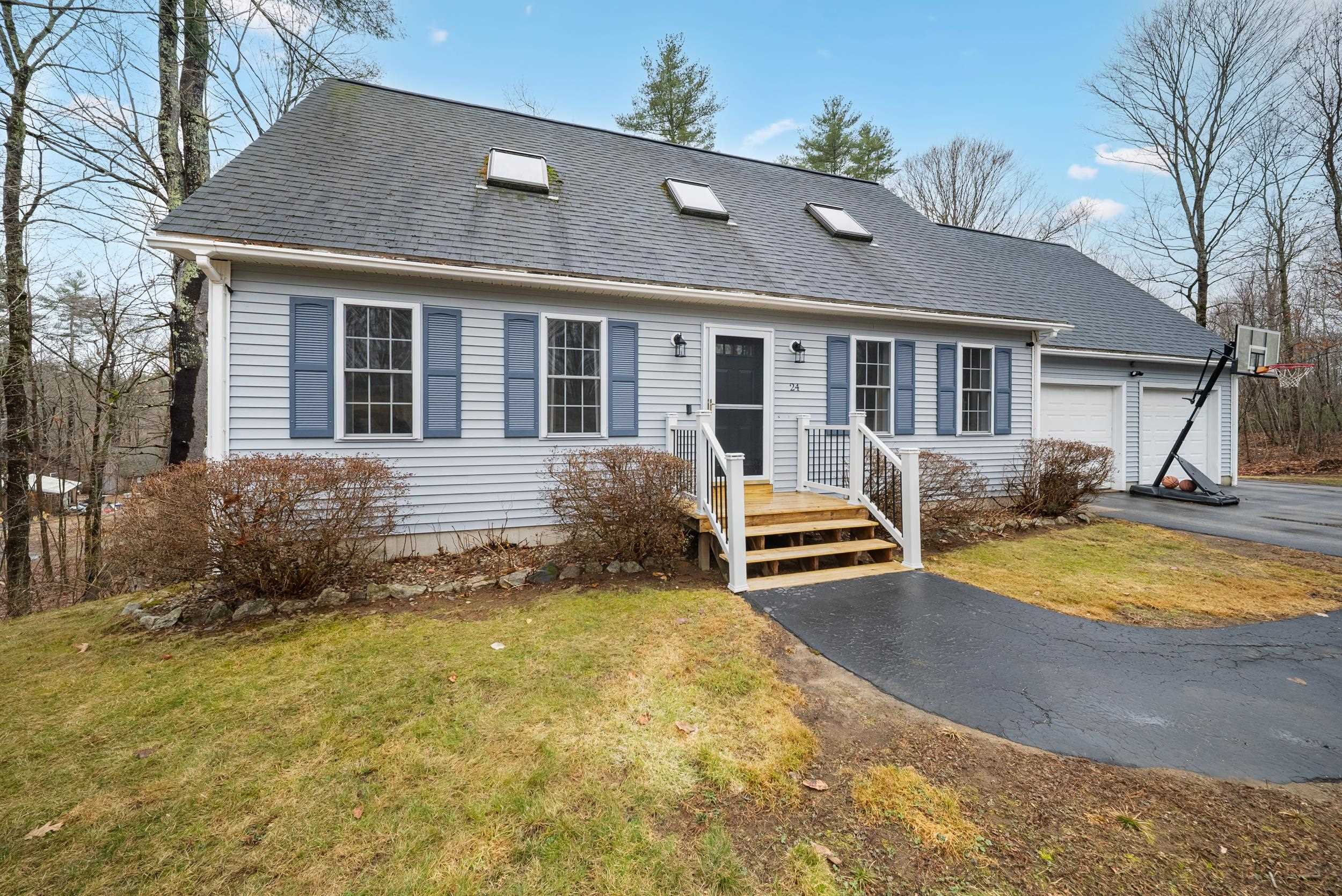 24 Prescott Road Epping, NH 03042 - Photo 1 of 48