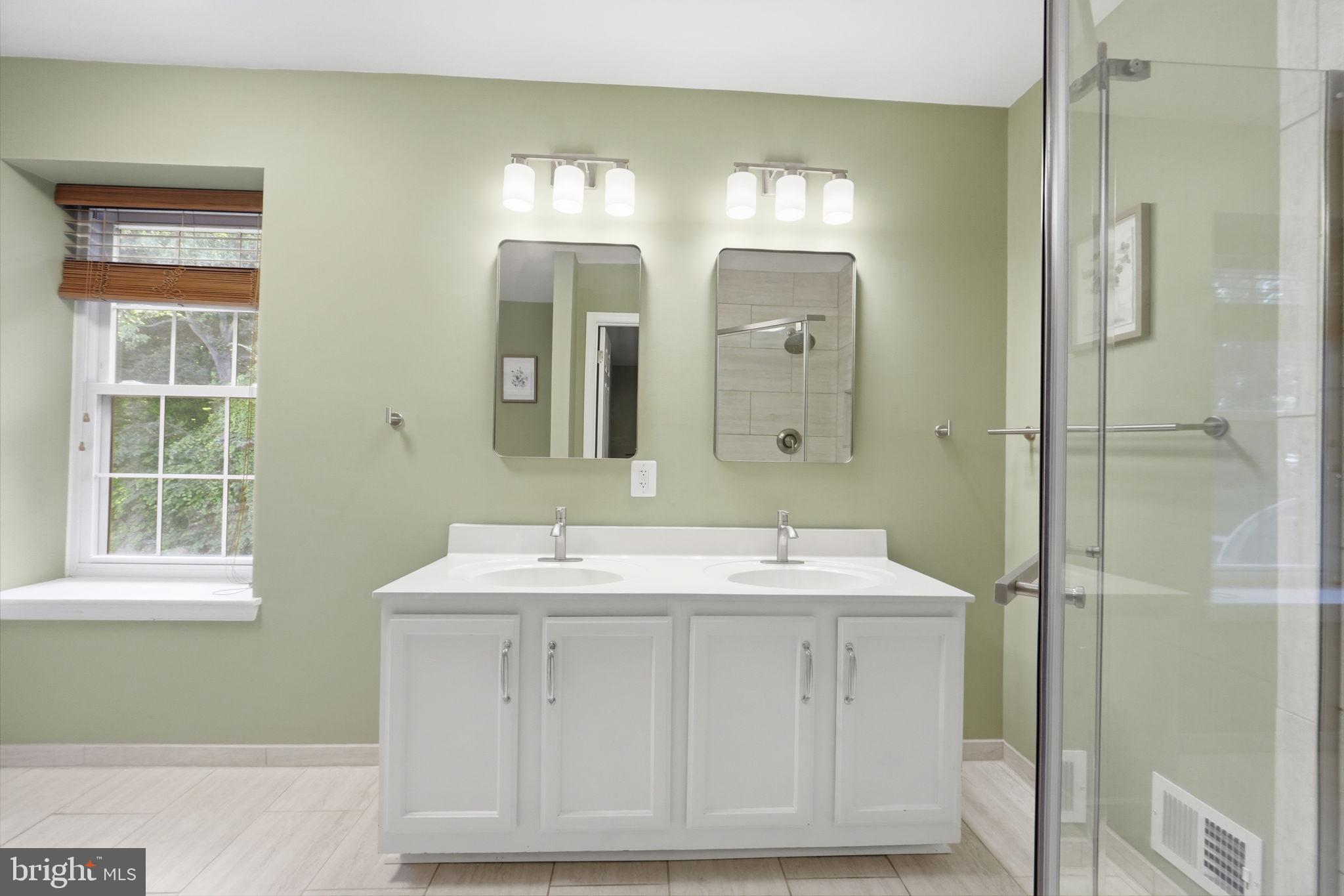 7660 Southern Oak Drive Springfield, VA 22153 - Photo 20 of 37 DUAL SINK VANITY