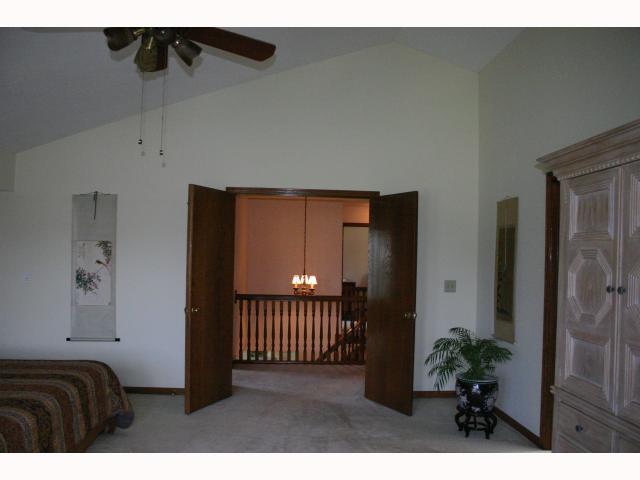 49 Ridge Side Drive Powell, OH 43065 - Photo 13 of 18 Gallery Image 13