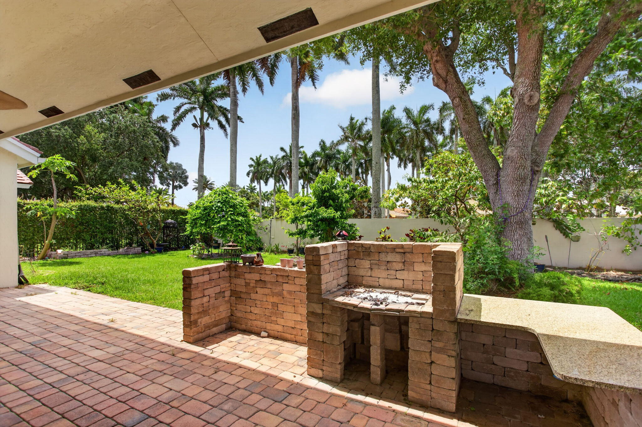 10027 Umberland Place Boca Raton, FL 33428 - Photo 8 of 39 8-web-or-mls-10027-7868