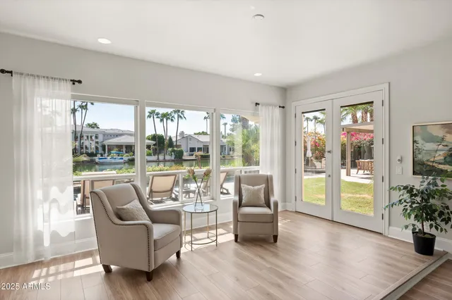 a view of entryway livingroom and hall
