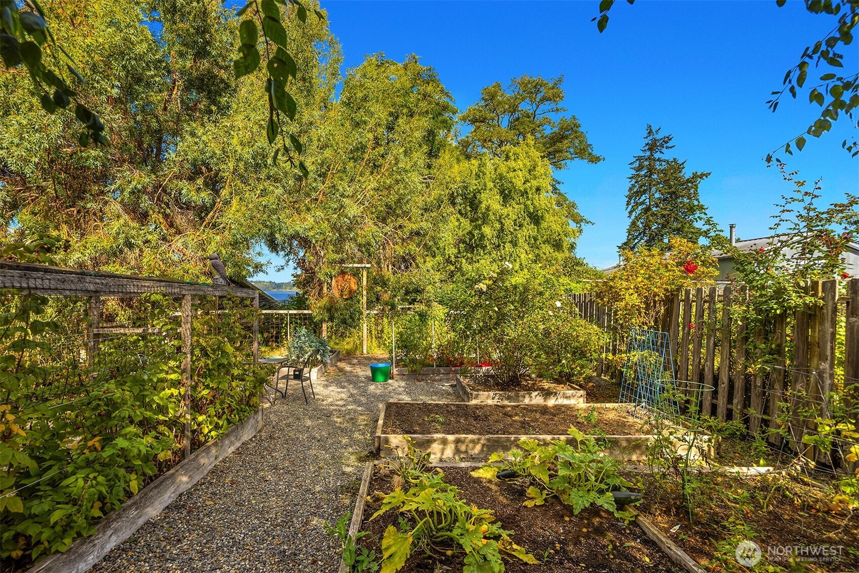 12020 Southwest Cedarhurst Road Vashon, WA 98070 - Photo 37 of 40 Gallery Image 37