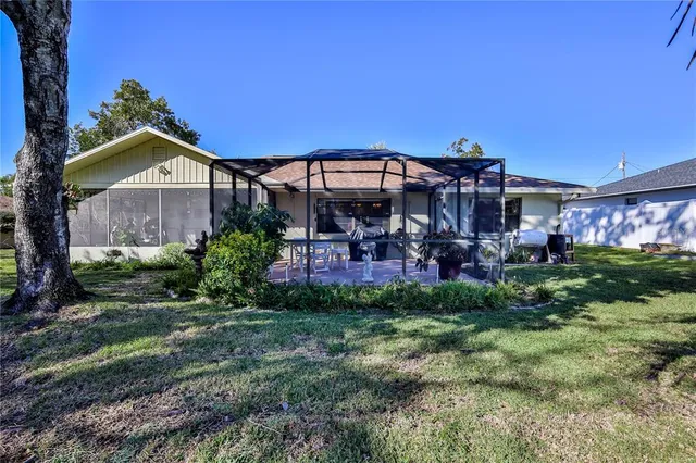 $325,000 | 11249 Riddle Drive, Spring Hill, FL 34609