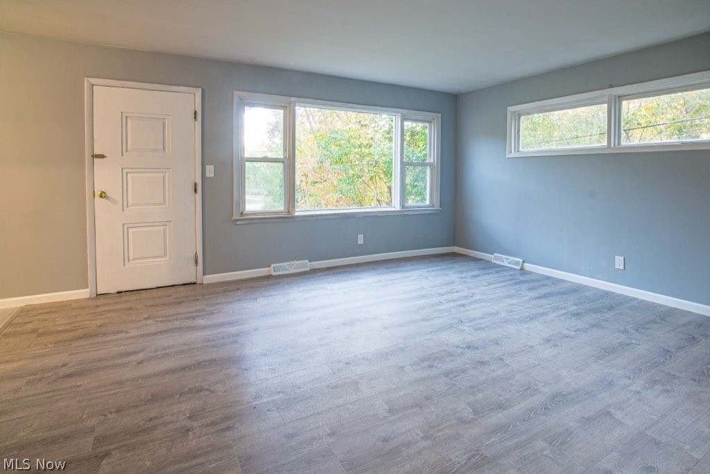 1399 Barlow Road, Unit 1 Hudson, OH 44236 - Photo 2 of 14