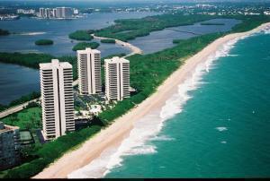 5550 North Ocean Drive, Unit 3C Riviera Beach, FL 33404 - Photo 31 of 67 ARIEAL
