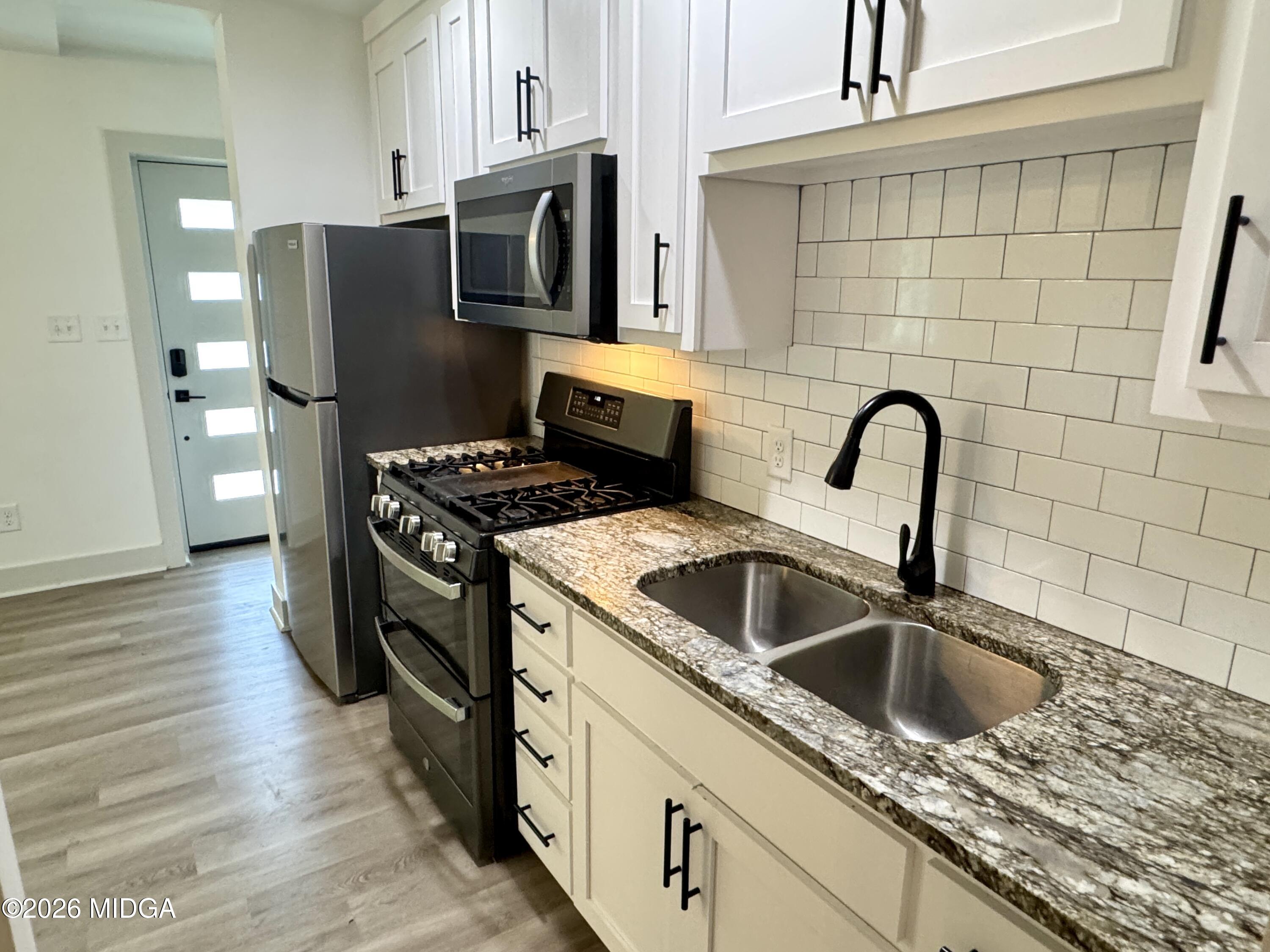 1473 Calhoun Street Macon, GA 31201 - Photo 2 of 12 IMG_7365