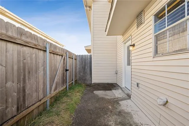 $130,000 | 2437 Idaho Avenue, Unit 2437, Kenner, LA 70062