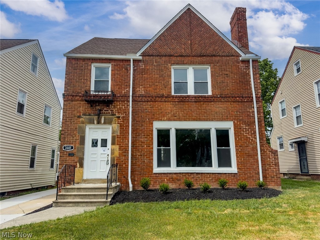 3601 Tullamore Road University Heights, OH 44118 - Photo 2 of 45