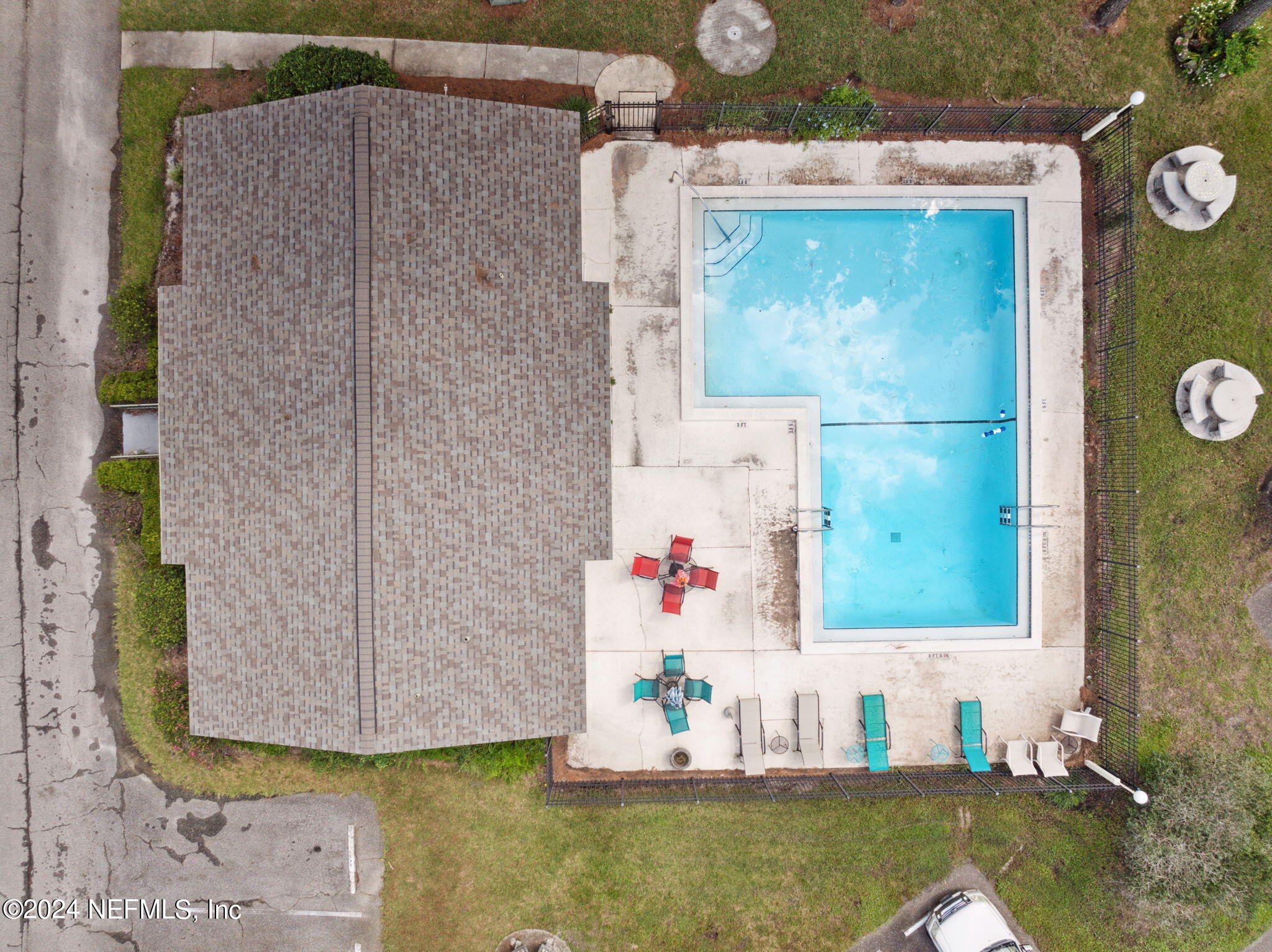 1213 The Grove Road Orange Park, FL 32073 - Photo 4 of 40 a bathroom with a bathtub and a shower
