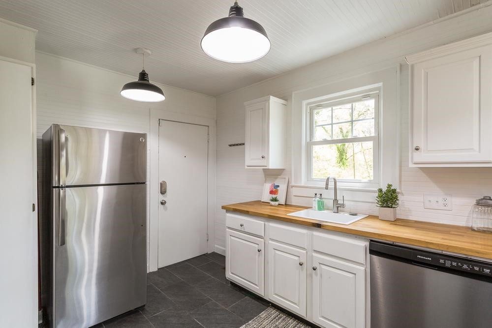 2921 Chapel Hill Road Durham, NC 27707 - Photo 16 of 29 Photo 16