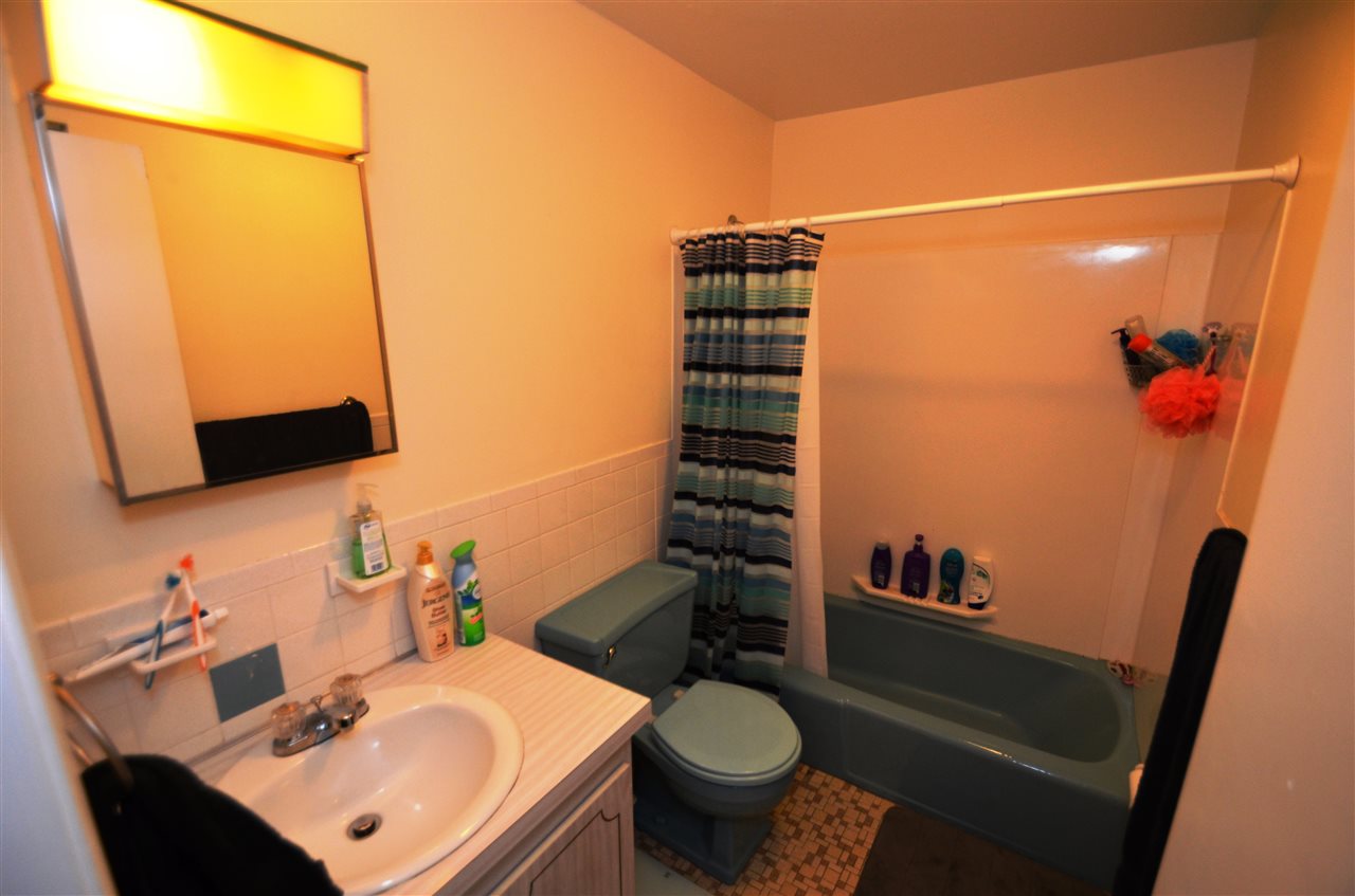12 L English Village Road, Unit 201 Manchester, NH 03102 - Photo 8 of 8 Gallery Image 8