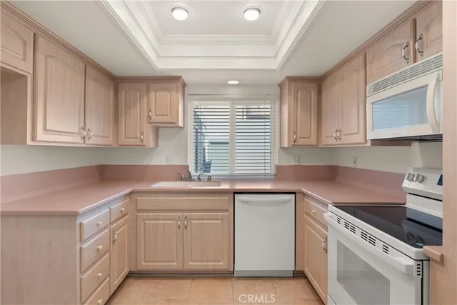 $898,000 | 8318 Artista Drive, Huntington Beach, CA 92646