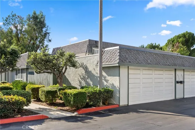 $898,000 | 8318 Artista Drive, Huntington Beach, CA 92646