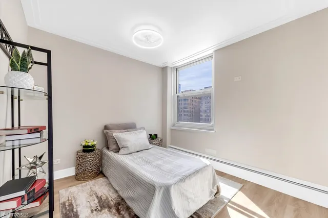 $339,900 | 336 West Wellington Avenue, Unit 1002, Chicago, IL 60657