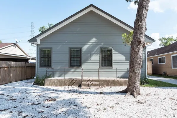 $1,495 | 1919 Lombardy Street, Unit A, Houston, TX 77023