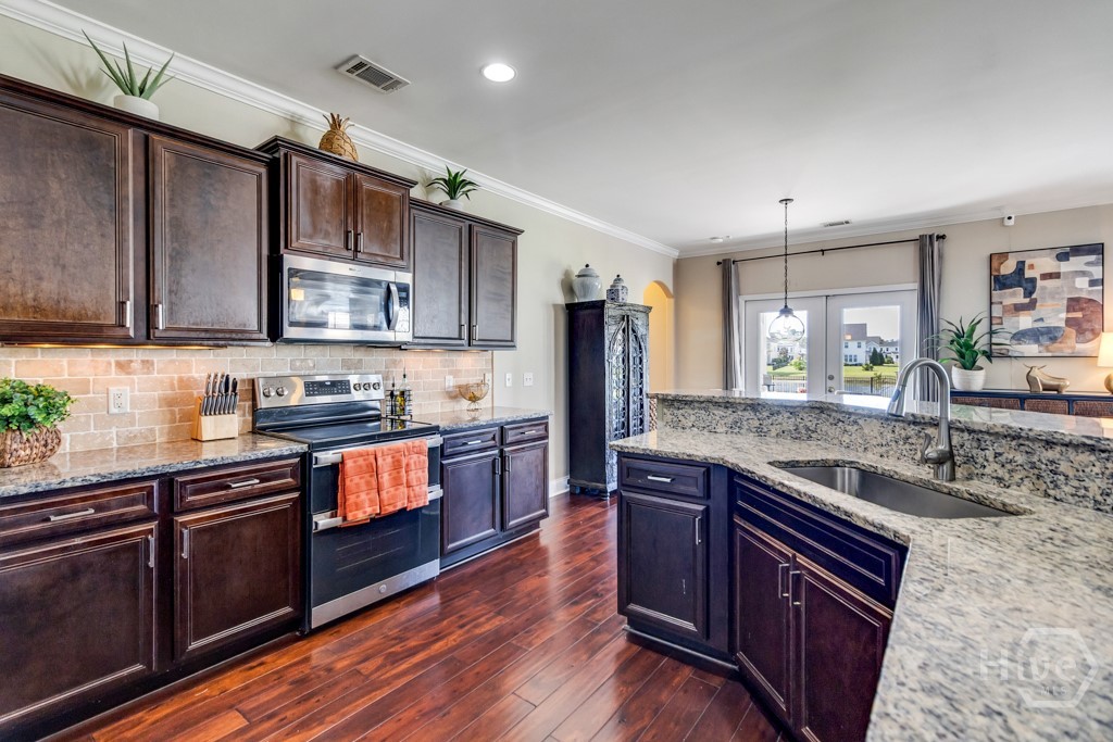 661 Wyndham Way Pooler, GA 31322 - Photo 15 of 50 Kitchen