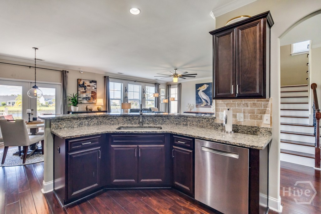 661 Wyndham Way Pooler, GA 31322 - Photo 16 of 50 Kitchen