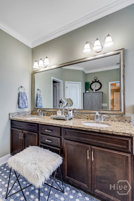 661 Wyndham Way Pooler, GA 31322 - Photo 22 of 50 Primary Bathroom